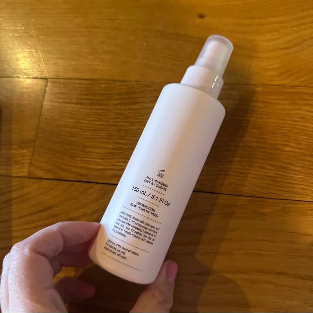 Onomie Radical Setting Mist NEW